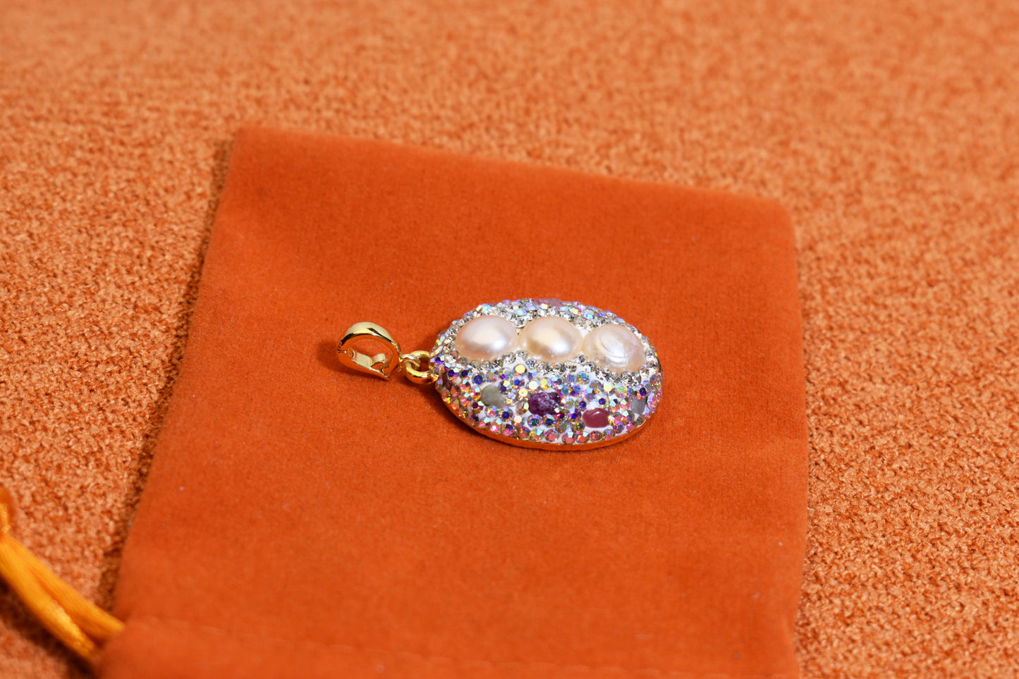 Natural pearl necklace pendant, three-dimensional inlaid with colored zircon and tourmaline pendant