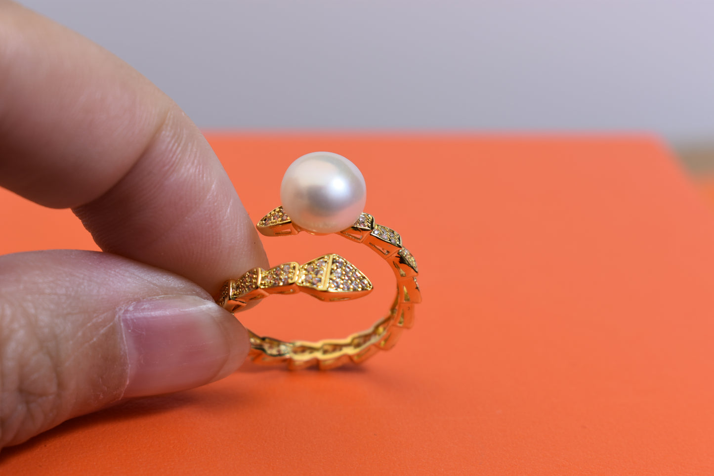 Natural pearl ring inlaid with zircon snake shaped opening adjustable ring